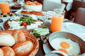 Kahvaltiya-Ekledigi-Bu-Yiyecek-Ile-3-Ayda-10-Kilo-Verdi-featured