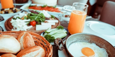 Kahvaltiya-Ekledigi-Bu-Yiyecek-Ile-3-Ayda-10-Kilo-Verdi-featured