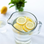 Limonlu-Su-Icmek-Zayiflatir-mi-Gercekler-Ortaya-Cikiyor-featured
